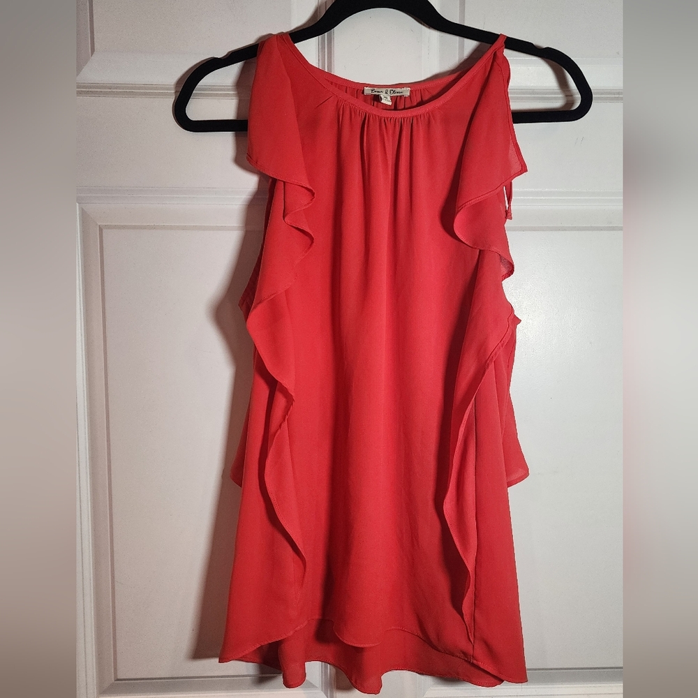 Emma & Olivia Red Ruffle Front Sleeveless Blouse M